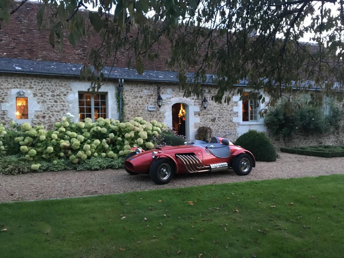 Le Manoir De Maucartier Bed & Breakfast Monnaie Bagian luar foto