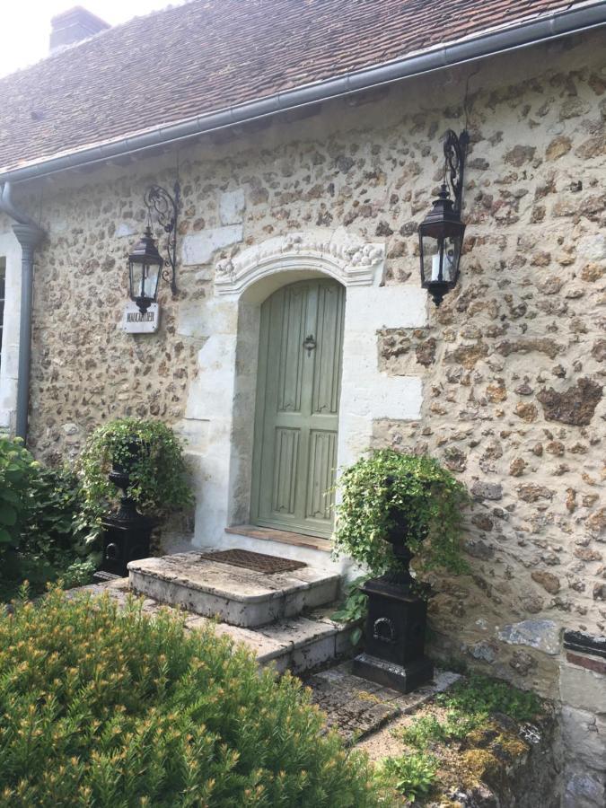 Le Manoir De Maucartier Bed & Breakfast Monnaie Bagian luar foto