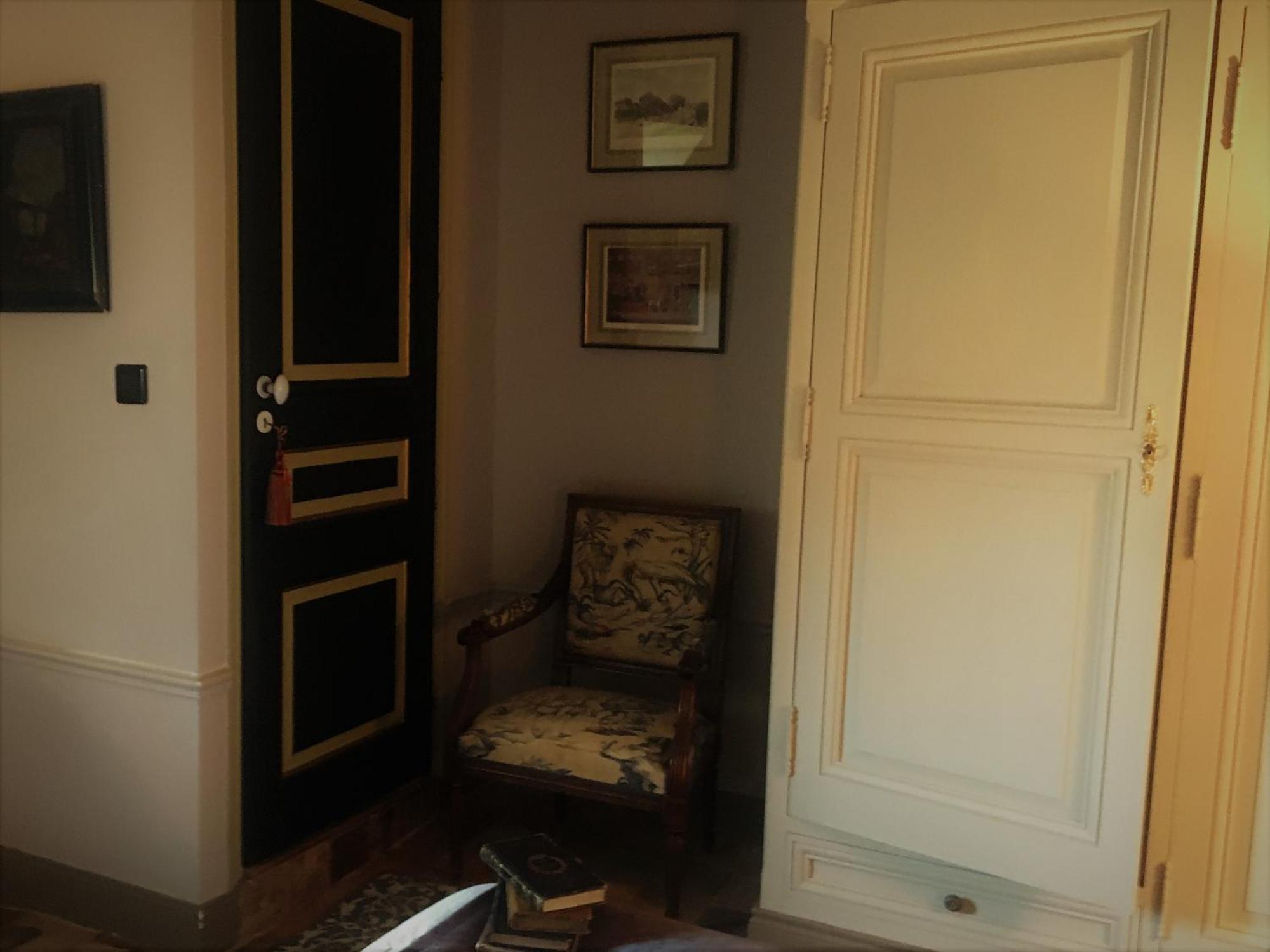 Le Manoir De Maucartier Bed & Breakfast Monnaie Ruang foto